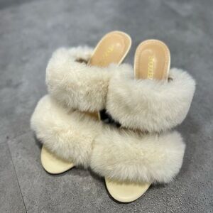 Fluffy Sandal